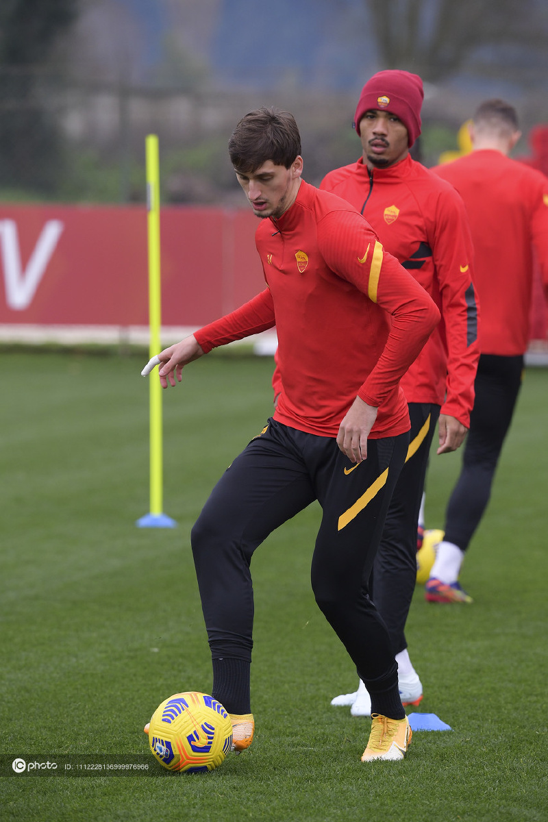 冲刺阶段北京首钢备战意甲，门线救险细节曝光，压力陡增，资深球员宣示担当 