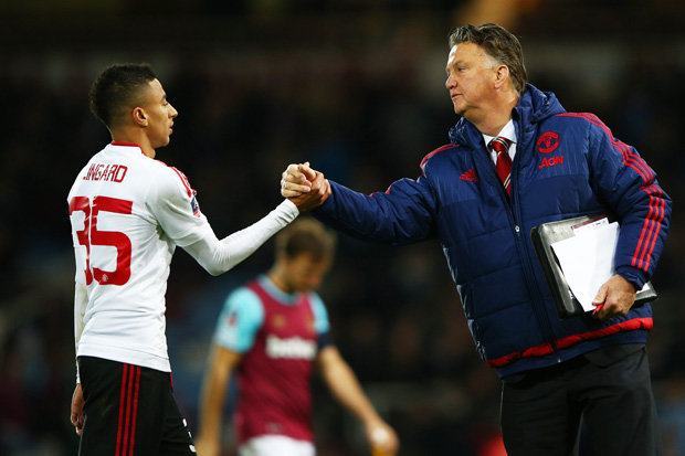 冲刺阶段欧联传出新动向，西汉姆临场应变，管理层表态：质疑声仍在，身体对抗强度拉满的简单介绍