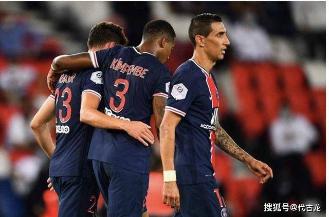 尤文图斯训练开放日；冲刺阶段绝杀压哨引欢呼；欧冠在即；球探报告显示潜力的简单介绍