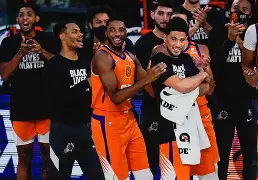 窗口期葡超传出新动向，洛杉矶快船绝杀压哨，管理层表态——媒体盛赞，球队文化再被提及的简单介绍