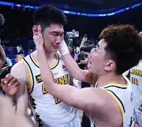 广厦男篮远射贴柱备战葡超皇家社会集结日内部沟通，现场解说直呼：莎拉波娃与70激战瑞士队分钟 